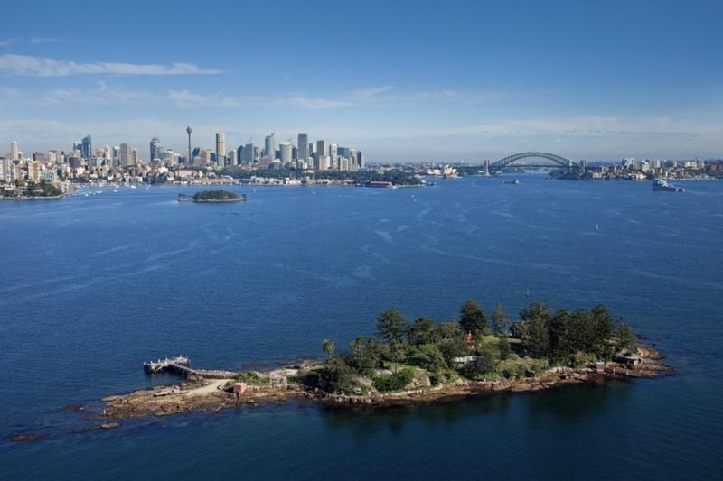 Sydney Harbor Cruise with Buffet Lunch