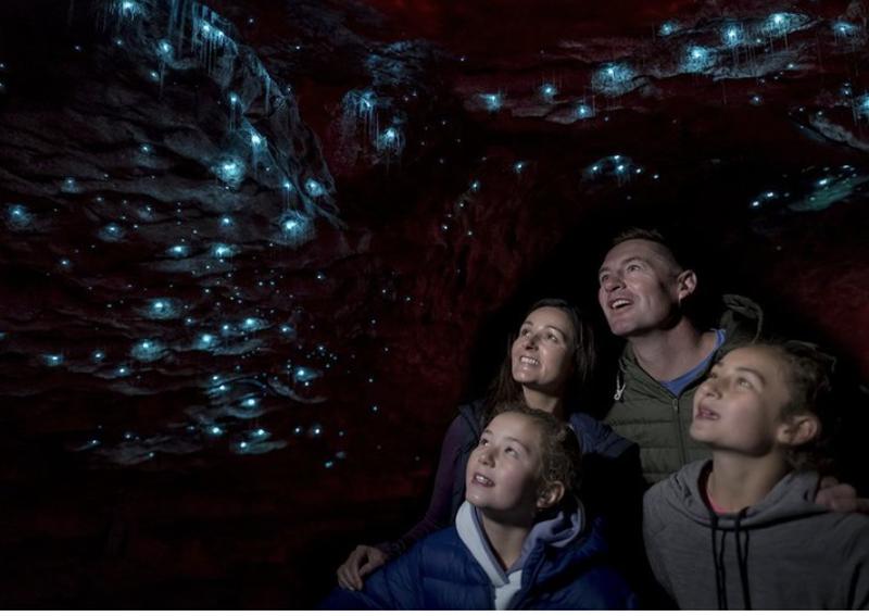 Te Anau Glowworm Caves